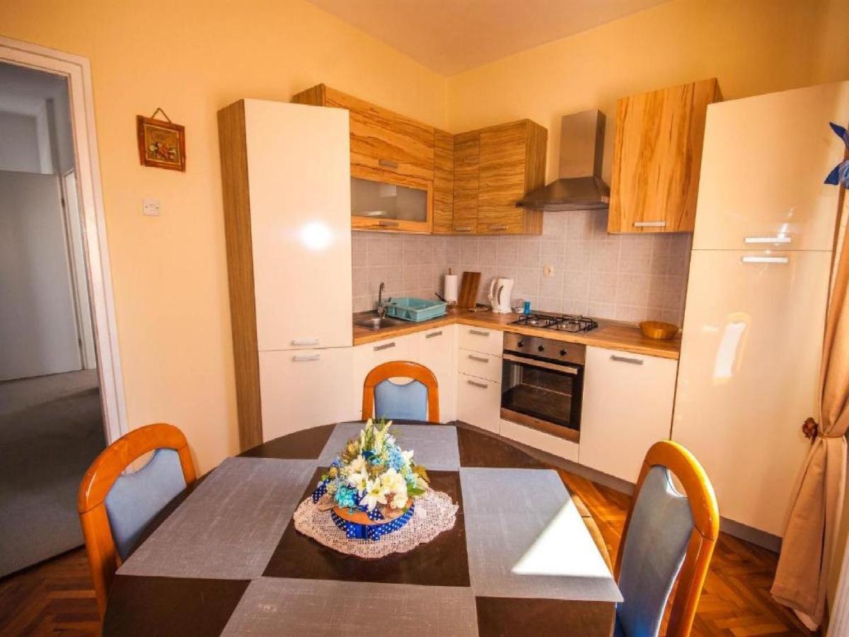 זאדאר Apartments Amalia מראה חיצוני תמונה
